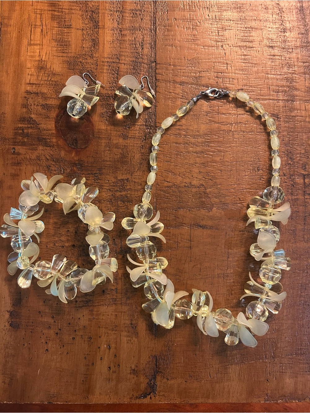 Iridescent Yellow Floral Bead Necklace, Bracelet & Earring Set